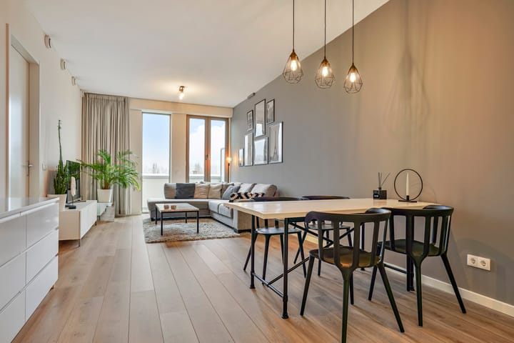 Foto 2 van Emmaplein 89