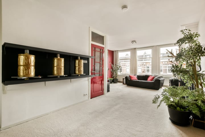 Foto 48 van Albert Cuypstraat 258-1