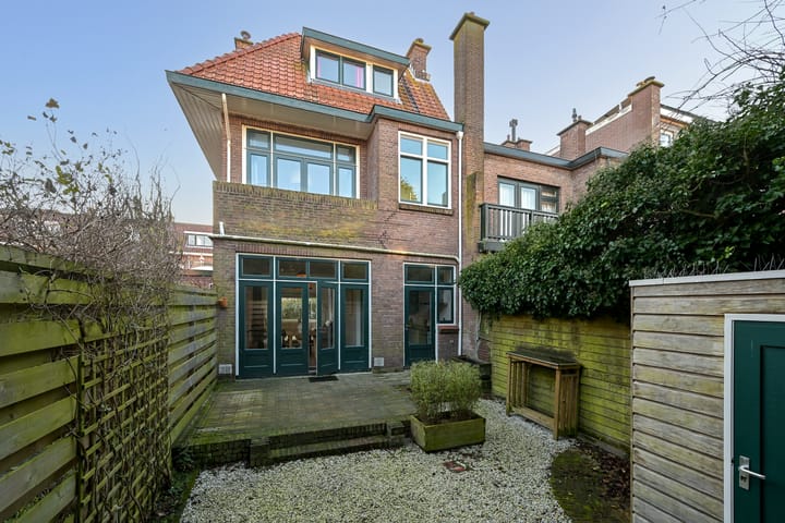 Foto 11 van Roelofsstraat 70