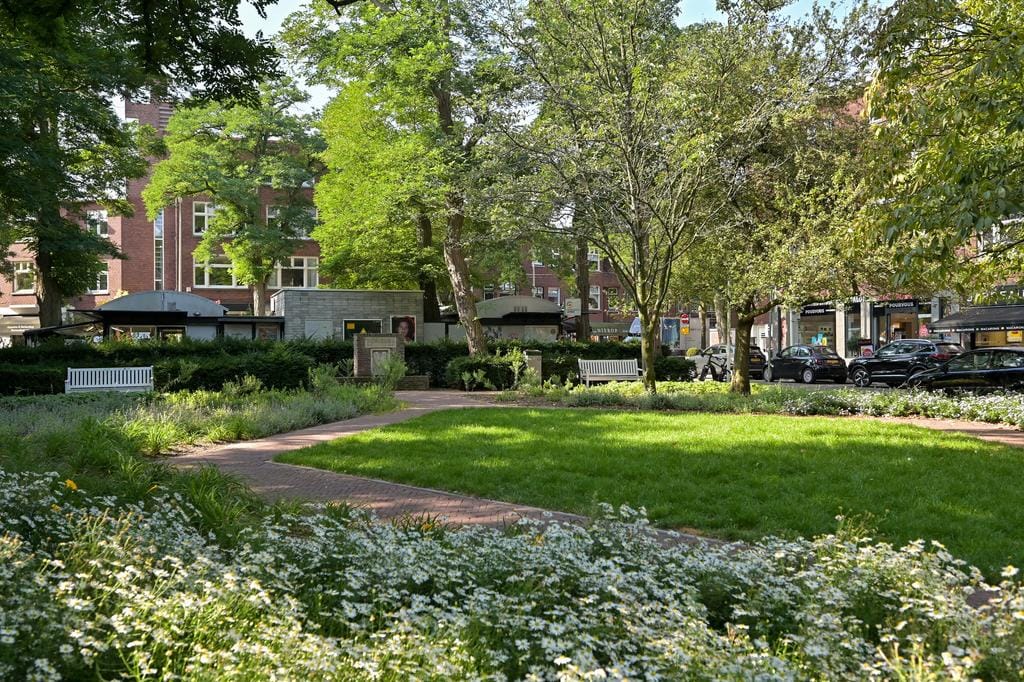 Foto 21 van Roelofsstraat 70