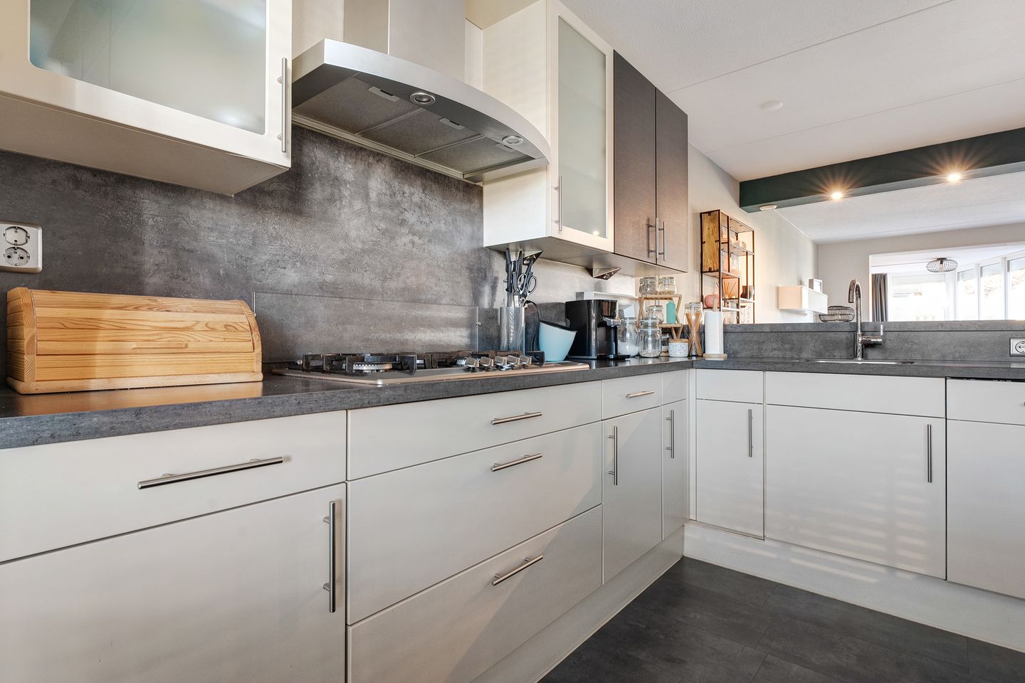 Photo 10 of Kampstraat 34