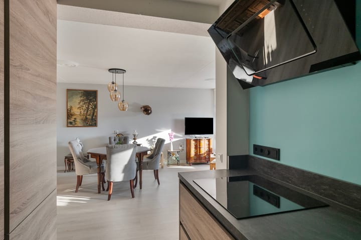 Foto 13 van Molenhoekplein 13