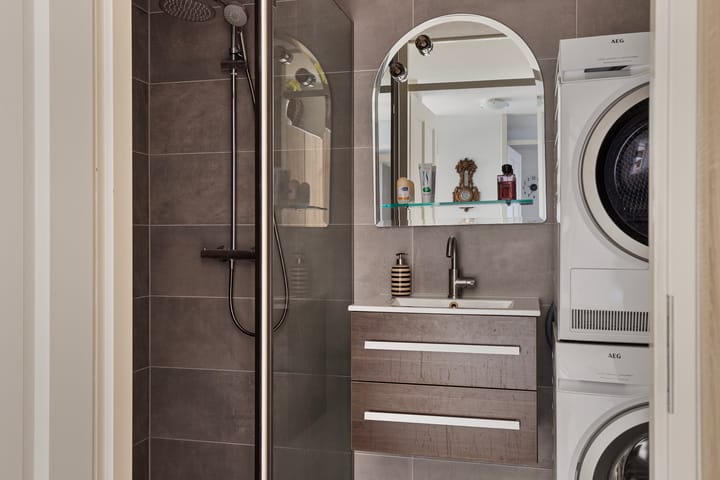 Foto 16 van Molenhoekplein 13