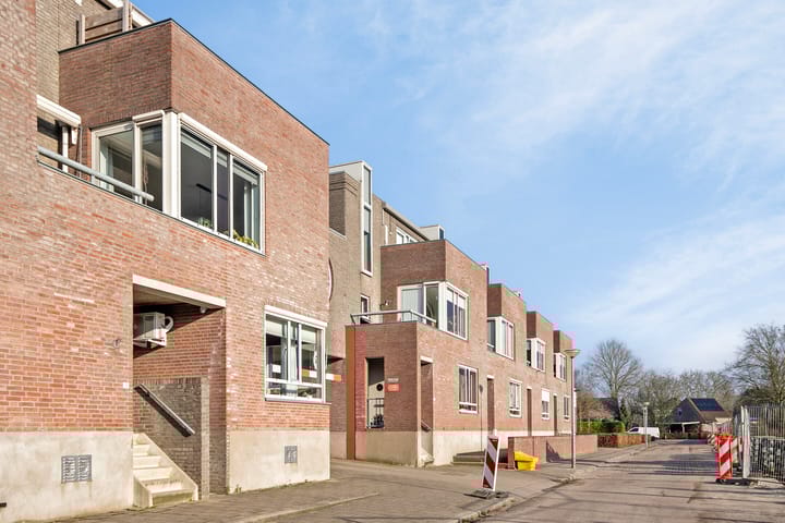 Foto 26 van Molenhoekplein 13