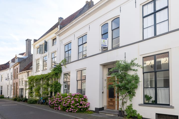 Foto 75 van Bornhovestraat 43