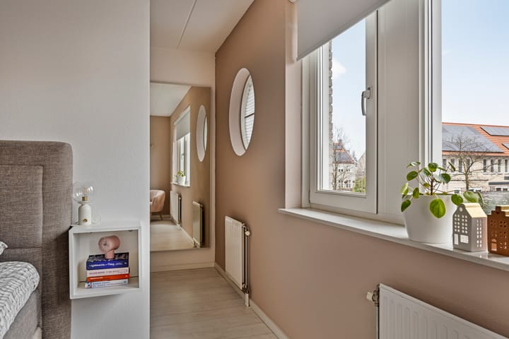 Foto 25 van Lover 180