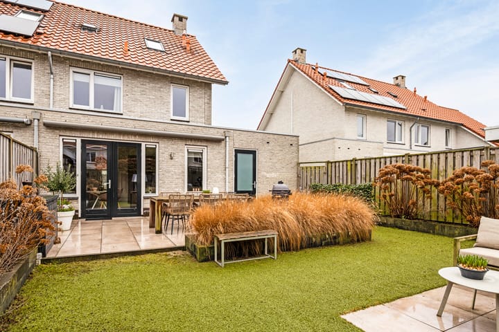 Foto 43 van Lover 180