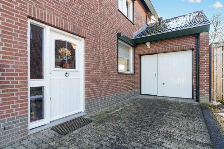 Foto 3 van Pastoor Meullenersplein 9