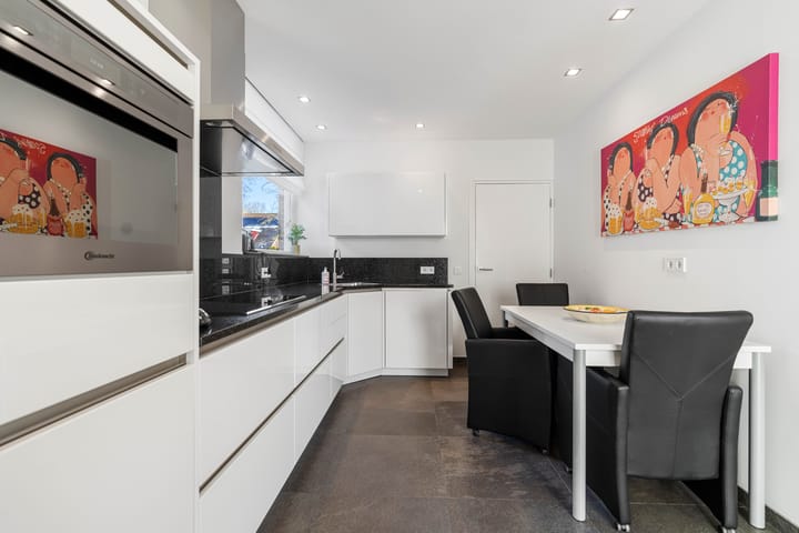 Foto 9 van Pastoor Meullenersplein 9