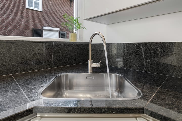 Foto 10 van Pastoor Meullenersplein 9