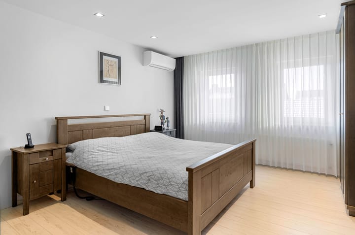 Foto 21 van Pastoor Meullenersplein 9