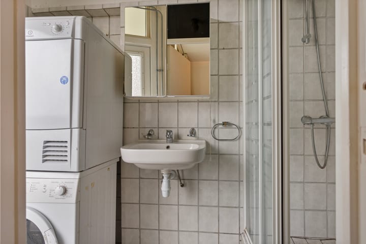 Foto 16 van Lekstraat 227