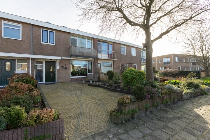 Foto 2 van Worp Tjaardastraat 145