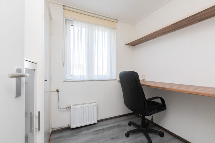 Foto 25 van Worp Tjaardastraat 145