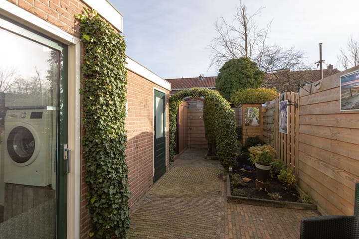 Foto 32 van Worp Tjaardastraat 145