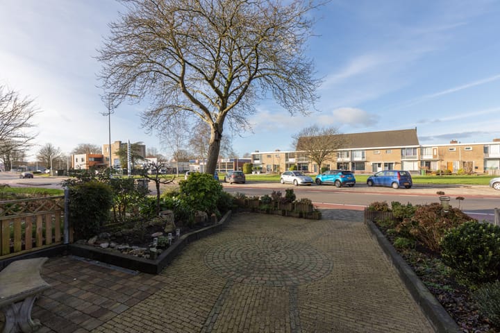 Foto 38 van Worp Tjaardastraat 145