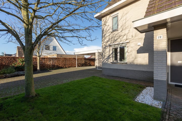 Foto 45 van Riepel 19