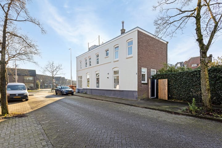 Foto 5 van Derde van Hezewijkstraat 1