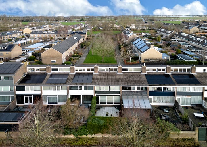 Foto 35 van J. van de Veldelaan 66