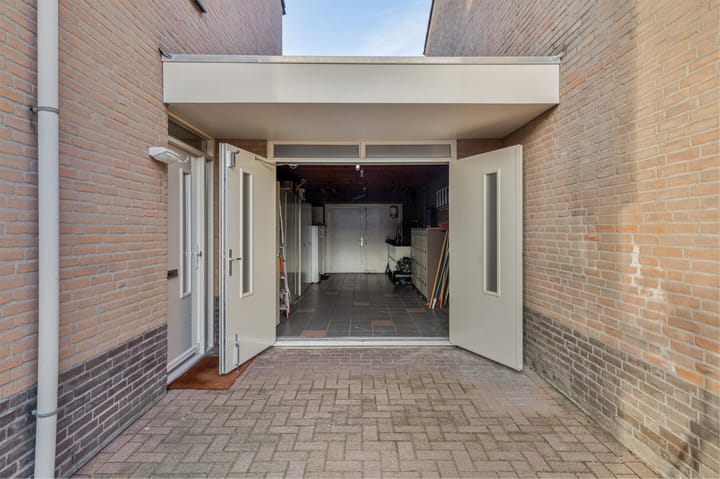 Foto 33 van Buizerd 114