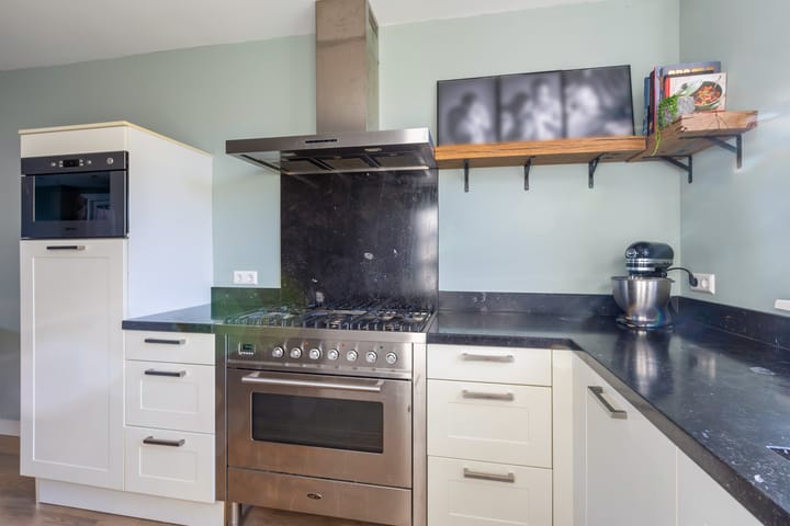 Foto 13 van Maarten Maartensstraat 13