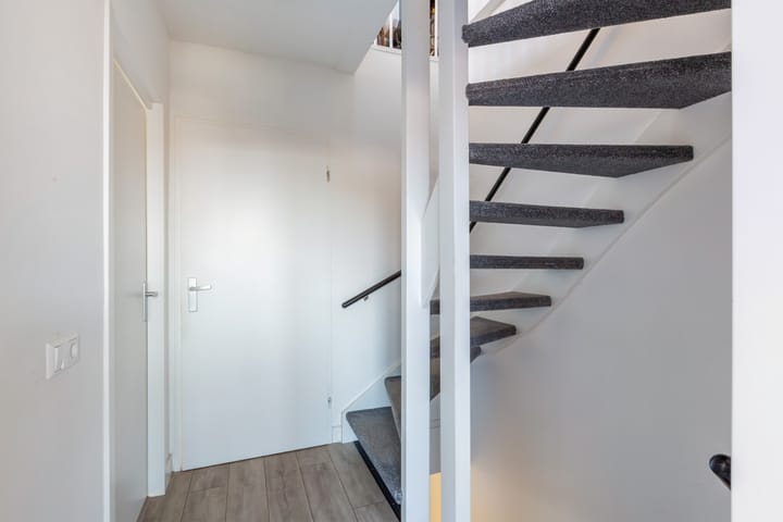 Foto 26 van Maarten Maartensstraat 13