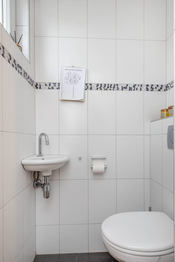 Foto 11 van Burg. Hamersstraat 10