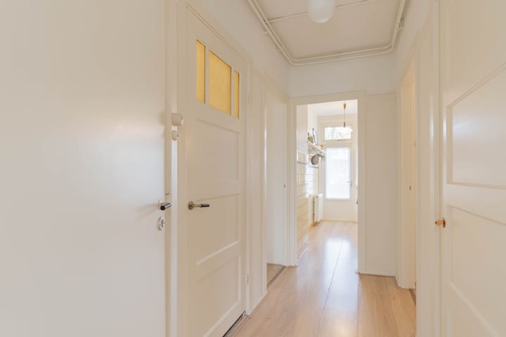 Foto 28 van Orteliuskade 25-2