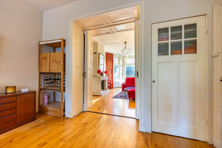 Photo 8 of Emmastraat 40