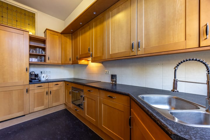 Photo 23 of Emmastraat 40