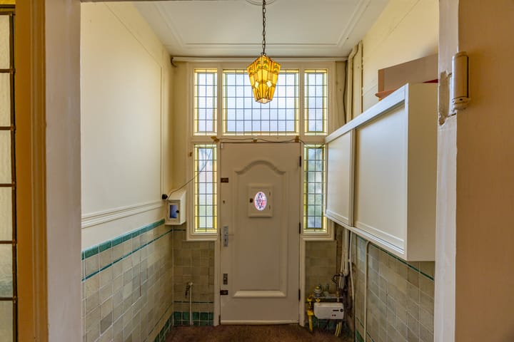 Photo 24 of Emmastraat 40