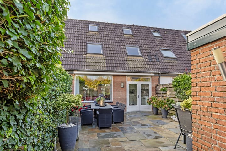 Foto 44 van Rijnlaan 230