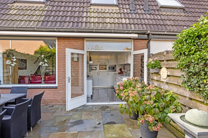 Foto 47 van Rijnlaan 230