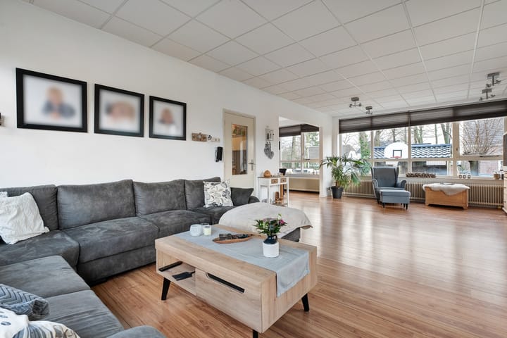 Foto 15 van Moerheimstraat 148