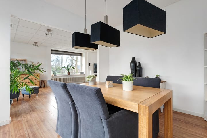 Foto 17 van Moerheimstraat 148