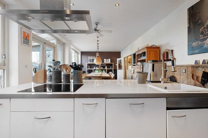 Foto 25 van Moerheimstraat 148