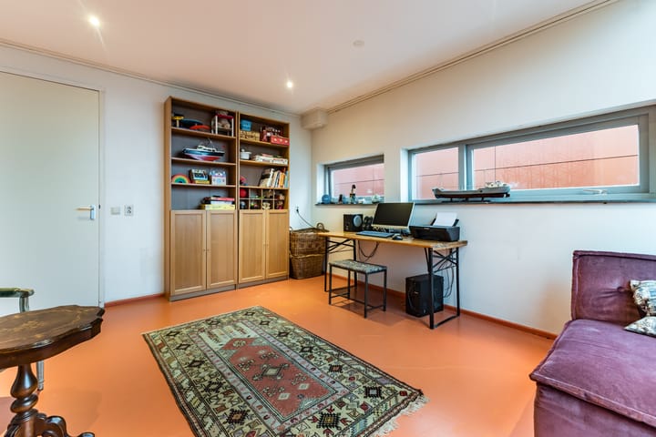 Foto 38 van De Swarrelsstraat 10