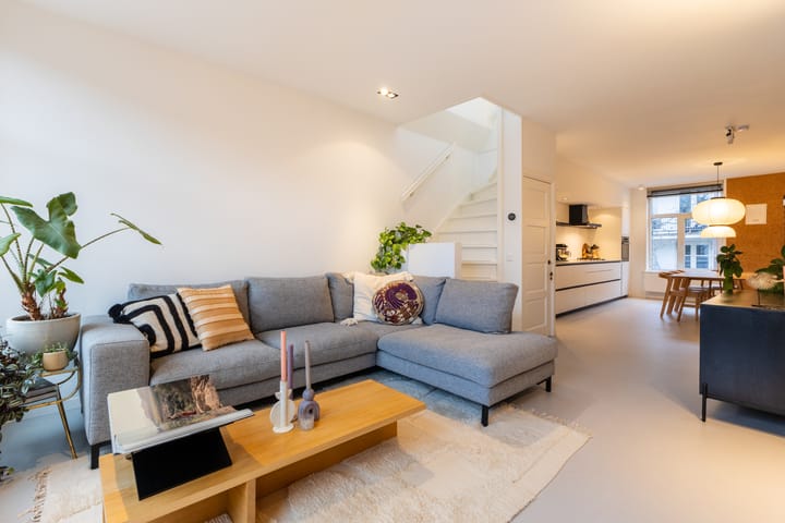 Foto 8 van Govert Flinckstraat 271-2