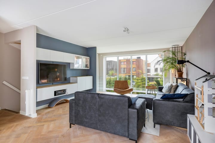 Foto 25 van Werf van Schouten 46