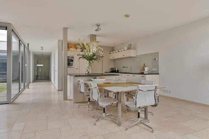 Foto 28 van Avenhornstraat 6