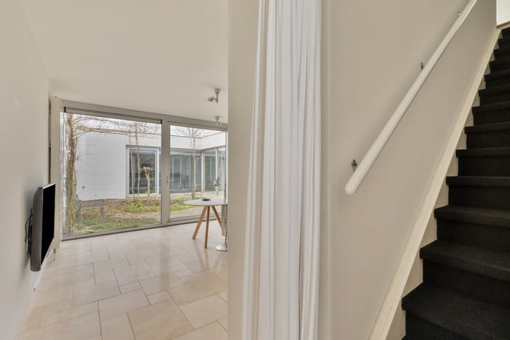 Foto 36 van Avenhornstraat 6