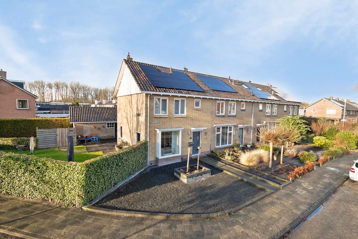 Foto 1 van Professor J Bogermanstraat 32