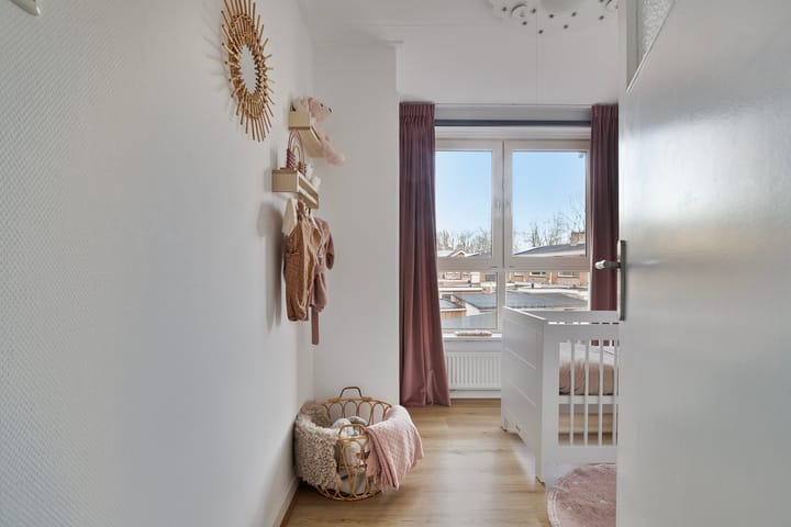 Foto 22 van Professor J Bogermanstraat 32