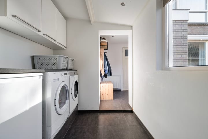 Foto 29 van Professor J Bogermanstraat 32