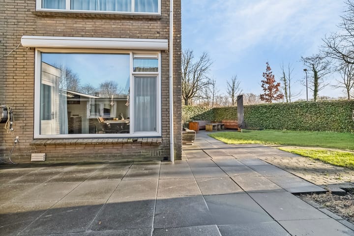 Foto 31 van Professor J Bogermanstraat 32