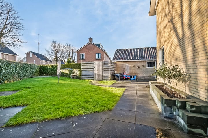 Foto 33 van Professor J Bogermanstraat 32