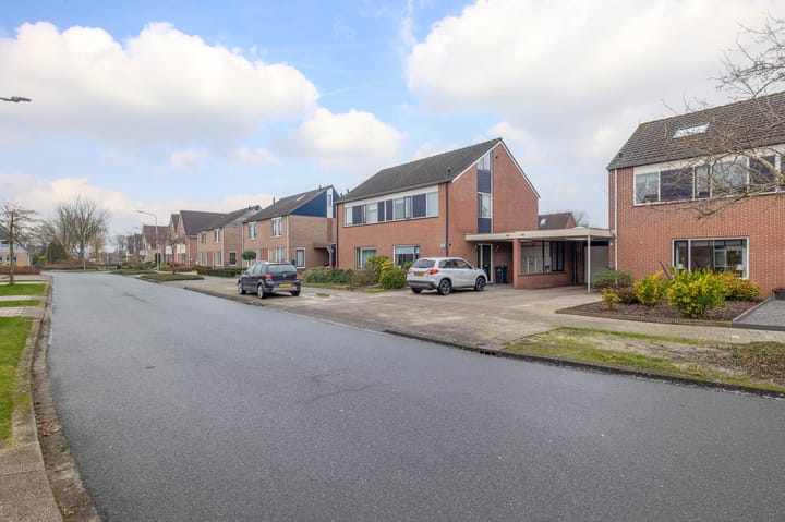 Foto 9 van Wielewaalhof 46