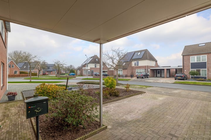 Foto 11 van Wielewaalhof 46