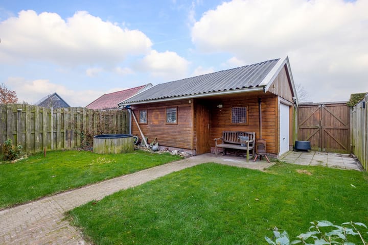 Foto 37 van Wielewaalhof 46