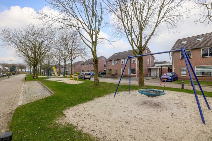 Foto 40 van Wielewaalhof 46